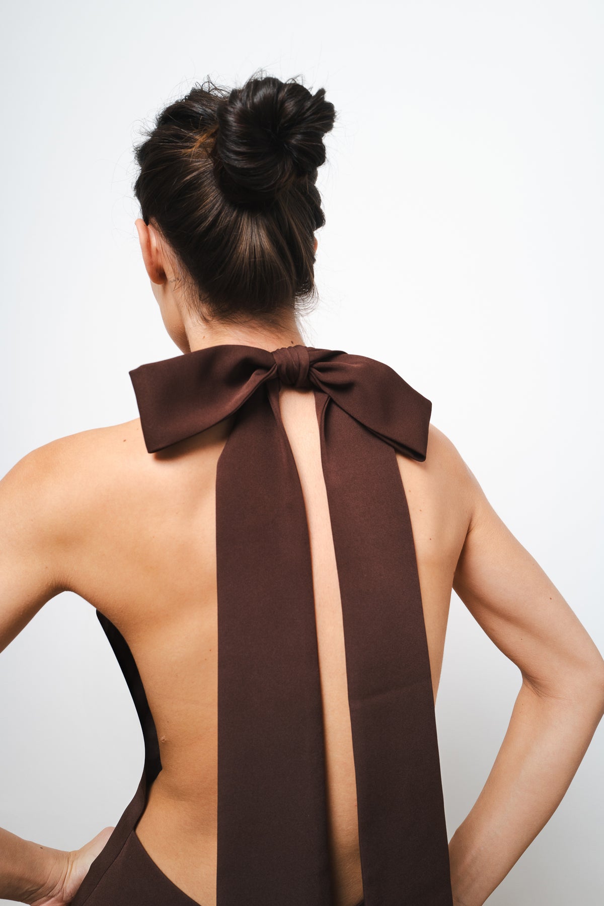 avara backless maxi dress Vestido Maxi Amara Backless - Hueso
